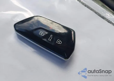 2024 Volkswagen Atlas 2.0T Sel Premium R-Line z USA, uszkodzony, nr VIN 1V2FR2CA1RC555369